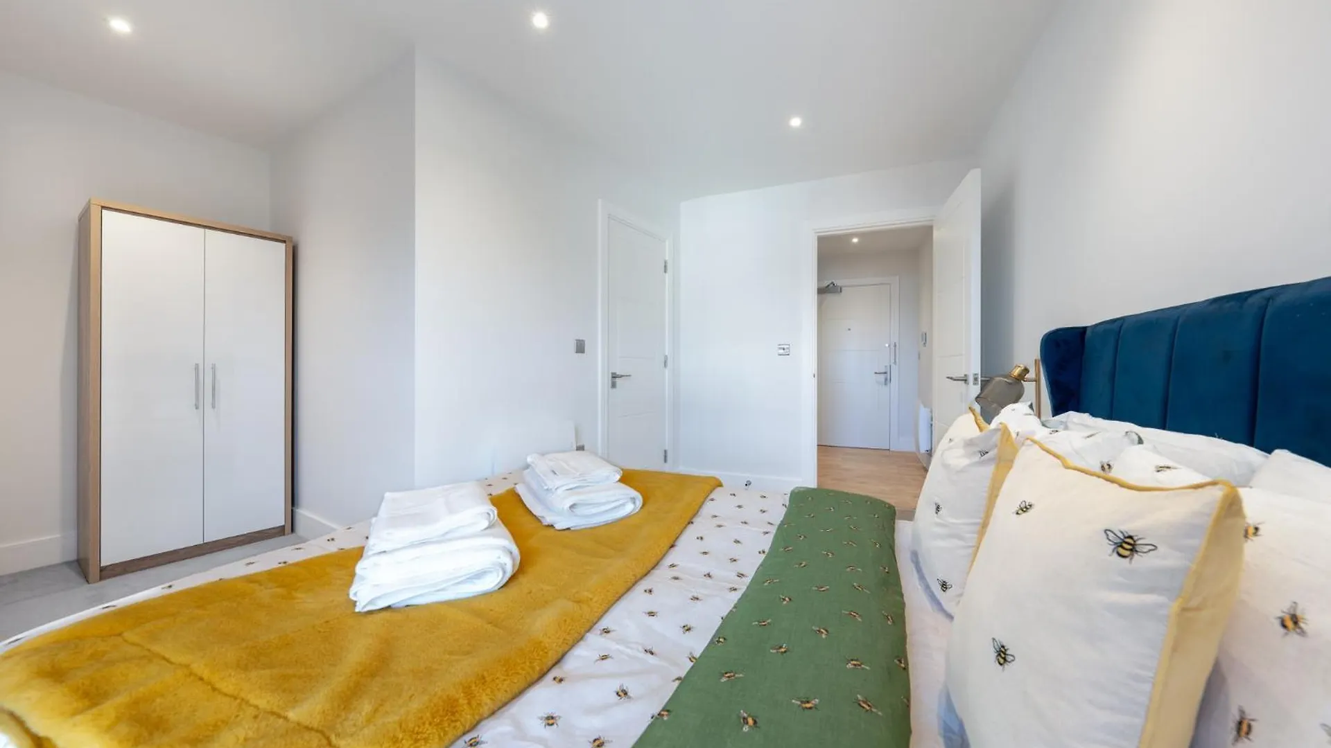 Luton Town 2Bed Apartment United Kingdom